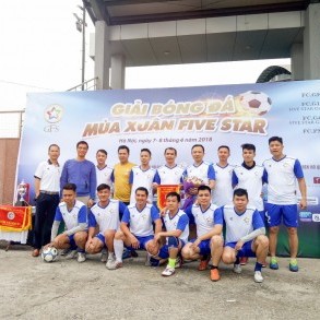 Bế mạc giải bóng đá giao hữu “Mùa xuân Five Star”